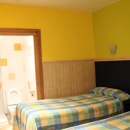 Izar Bat Guest house San Sebastian
