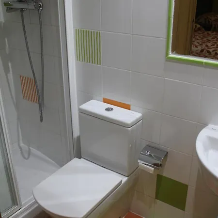 Izar Bat Guest house