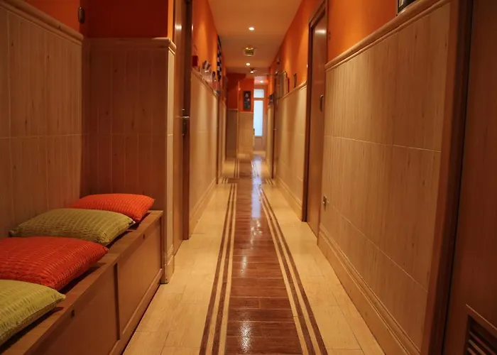 Izar Bat サン・セバスティアン